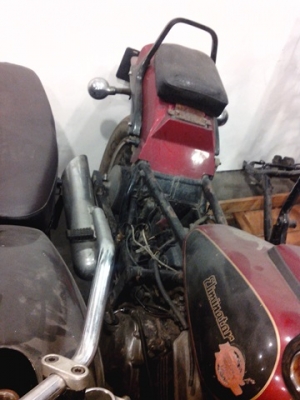 ซาก Kawasaki Eliminator 250cc ถูกๆ 4,500.- ขาดกล่องไฟ กับ ปั๊มหน้า ไม่มีเอกสารครับ