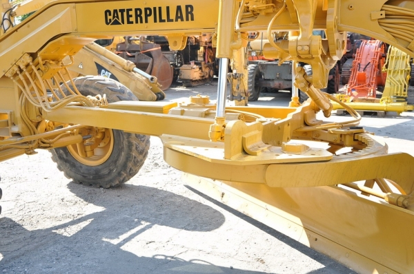 ขายรถเกลี่ยดิน (MOTOR GRADER) CATERPILLAR 140 G