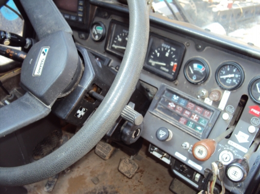 ขายรถเครนเก่านอกญี่ปุ่นจริงๆ ยังไม่ถึงไทย สำหรับTADANO  TR250M-5 อีกคันค่ะ  ท่านใดสนใจโทรเลยค่ะ 087-3310254 เจี๊ยบค่ะ