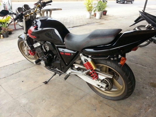 cb400 ปี94 ทะเบียนพร้อมโอน(กทม. เลขตอง) ภาษีไม่ขาดต่อ รถสวยเครื่องเยี่ยม