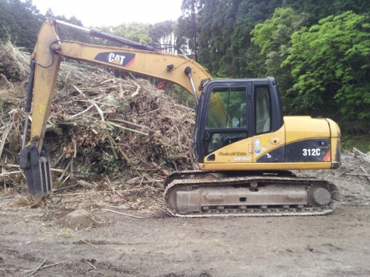 เก่านอกแท้ ค่ะ รถขุด Caterpillar 312C อีกคันค่ะ  จากญี่ปุ่น สภาพสวยพร้อมใช้งานแน่นอน สนใจโทรเลยค่ะ 087-3310254 เจี๊ยบค่ะ