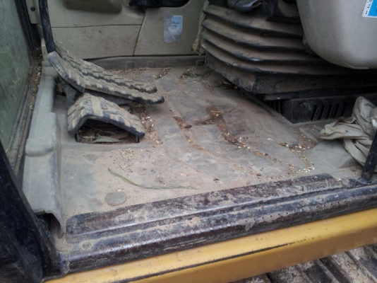 เก่านอกแท้ ค่ะ รถขุด Caterpillar 312C อีกคันค่ะ  จากญี่ปุ่น สภาพสวยพร้อมใช้งานแน่นอน สนใจโทรเลยค่ะ 087-3310254 เจี๊ยบค่ะ