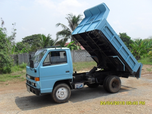 ISUZU NKR 88 แรง ปี 36