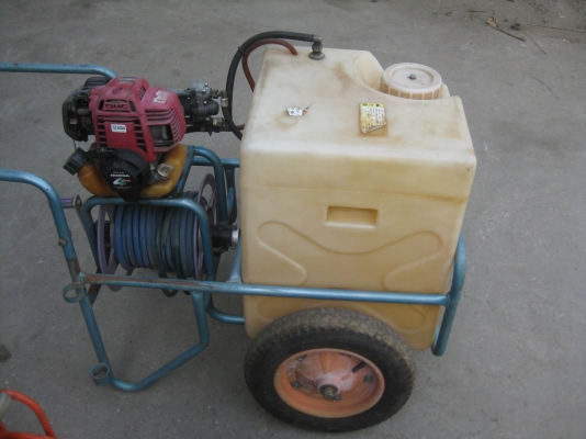 ขายเครื่องพ่นยาเดินตามขนาด25-60ลิตรHONDA/ROBIN พร้อมใช้งาน ขายเครื่องพ่นยาเดินตามขนาด25-60ลิตรHONDA/ROBIN พร้อมใช้งาน