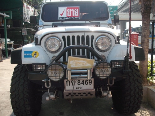 ขายด่วน JEER WRANGLER  เครื่องติดแก๊ส ชุดคาน หน้า/หลัง WRANGLER แท้