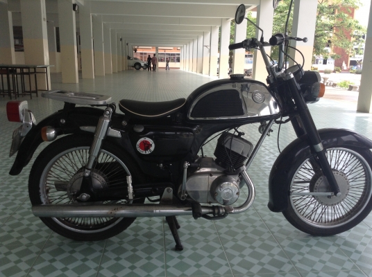 ขายหรือแลกมอเตอร์ไซค์ k125 เครื่องดีมีเล่มทะเบียน หรือแลกmzหัวไม่เลี้ยวสตาร์ทติดง่าย. ท่อเสียงนุ่มนวล