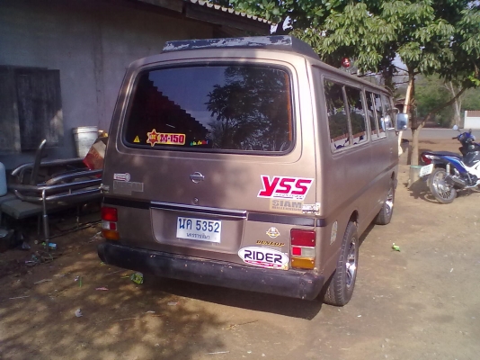 ขาย Nissan Urvan E23