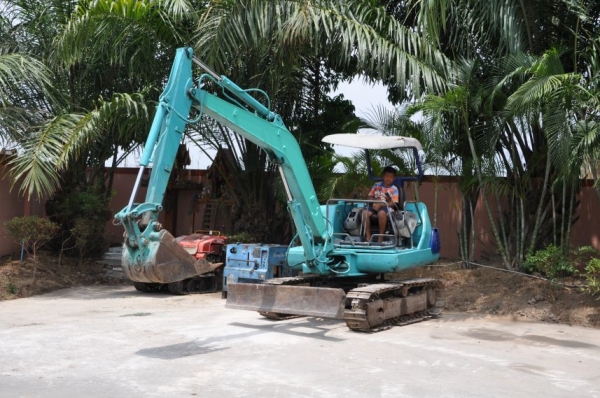 ขาย แบคโฮKOMATSU pc30-7สภาพสวยเดิม ขายถูก