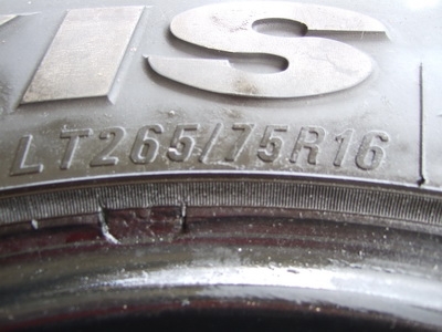 ยาง 265/75/16 ปี 10 ขาย 5000 ของอยู่ระยอง