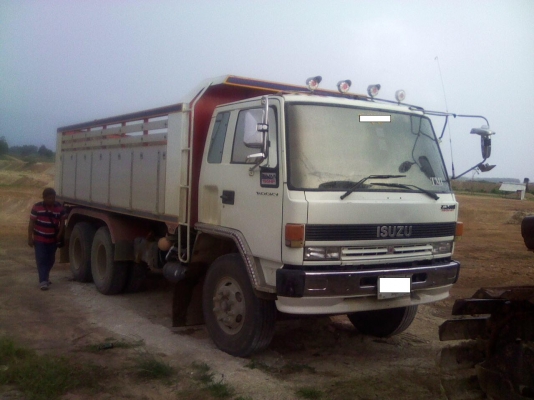 ขายด่วน Isuzu Rocky 195 hp.ฝาดำ 2 เพลาดั้มกระบะเนียม