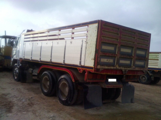 ขายด่วน Isuzu Rocky 195 hp.ฝาดำ 2 เพลาดั้มกระบะเนียม