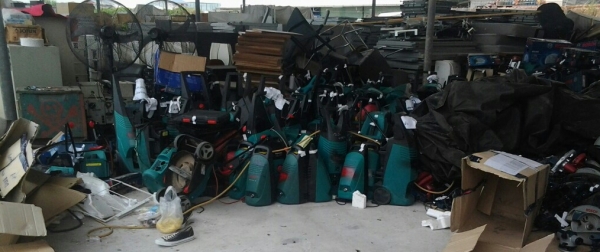 ขายเครื่องไฟฟ้า ทั้งหมดเลยครับ รายละเอียดเพิ่มเติม ติดต่อคุณเม่นครับ ขายเครื่องไฟฟ้า ทั้งหมดเลยครับ รายละเอียดเพิ่มเติม ติดต่อคุณเม่นครับ