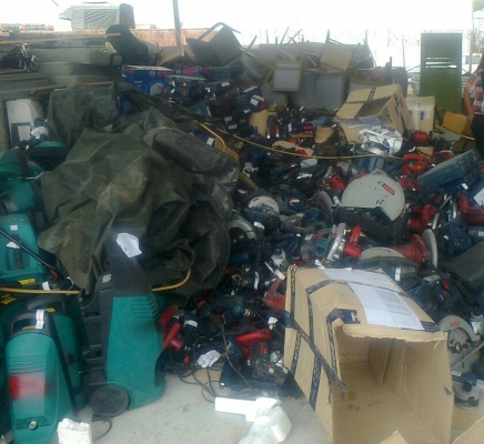 ขายเครื่องไฟฟ้า ทั้งหมดเลยครับ รายละเอียดเพิ่มเติม ติดต่อคุณเม่นครับ ขายเครื่องไฟฟ้า ทั้งหมดเลยครับ รายละเอียดเพิ่มเติม ติดต่อคุณเม่นครับ