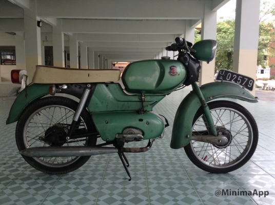 ขายหรือแลกรถเยอรมันไครสเลอร์ รุ่น ฟลอเรส มีเล่มทะเบียน ขอแลกรถmzหัวไม่เลี้ยวมีทะเบียนครับ