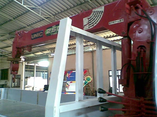 ขายฮีโน่ 6 ล้อติดเครนยูนิค 2.5 ตัน 250 วีเทอร์โบ 5 ปลอก รถสวย ๆ พร้อมใช้ เอกสารพร้อมโอน