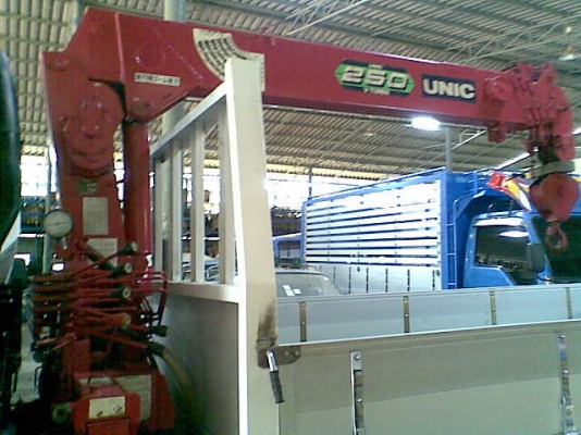 ขายฮีโน่ 6 ล้อติดเครนยูนิค 2.5 ตัน 250 วีเทอร์โบ 5 ปลอก รถสวย ๆ พร้อมใช้ เอกสารพร้อมโอน