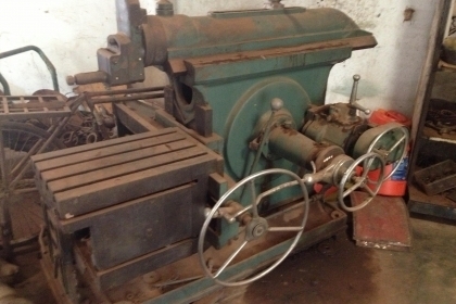 แท่นกลึง ของญี่ปุ่นครับ Kiriu kikai และ แท่นใสใช้งานดีครับสภาพเดิมๆครับ แท่นกลึง ของญี่ปุ่นครับ Kiriu kikai และ แท่นใสใช้งานดีครับสภาพเดิมๆครับ