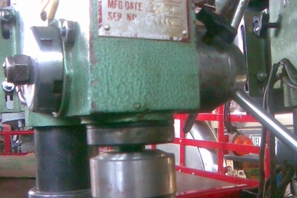 แท่นสว่าน ความสูง 1 เมตร มอเตอร์มิสซูบิชิ 1/3 แรง