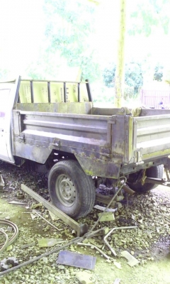 รับต่อดัมพ์ ซ่อมแซสซี ติดตั้งเครน และแก้ไข ตัดต่อ ดัดแปลงการใช้งานตามต้องการ