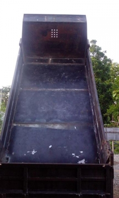 รับต่อดัมพ์ ซ่อมแซสซี ติดตั้งเครน และแก้ไข ตัดต่อ ดัดแปลงการใช้งานตามต้องการ