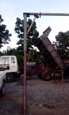 รับต่อดัมพ์ ซ่อมแซสซี ติดตั้งเครน และแก้ไข ตัดต่อ ดัดแปลงการใช้งานตามต้องการ