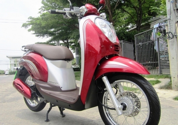 (ขายแล้วค่ะ) Scoopy-i ตัว Top Prestige ใหม่ๆ เดิมแท้ดี ไม่มีบิวด์ ราคาเพียง  บาทเท่านั้น