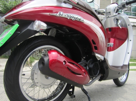 (ขายแล้วค่ะ) Scoopy-i ตัว Top Prestige ใหม่ๆ เดิมแท้ดี ไม่มีบิวด์ ราคาเพียง  บาทเท่านั้น