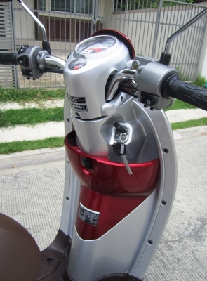 (ขายแล้วค่ะ) Scoopy-i ตัว Top Prestige ใหม่ๆ เดิมแท้ดี ไม่มีบิวด์ ราคาเพียง  บาทเท่านั้น