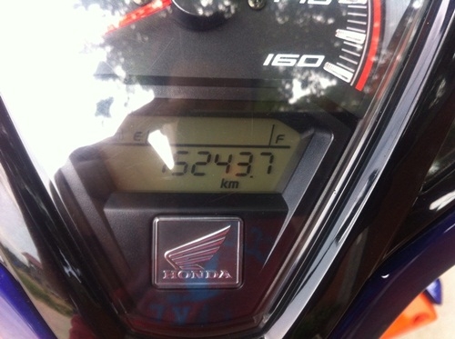 ขายhonda click125i สีขาวดำ ปี2555 ขายhonda click125i สีขาวดำ ปี2555