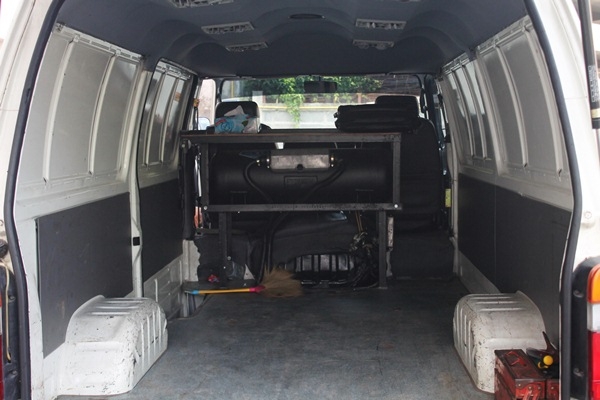 ขายรถตู้ทึบบรรทุก เครื่อง 1JZ ติดแก๊ส LPG ขายรถตู้ทึบบรรทุก เครื่อง 1JZ ติดแก๊ส LPG