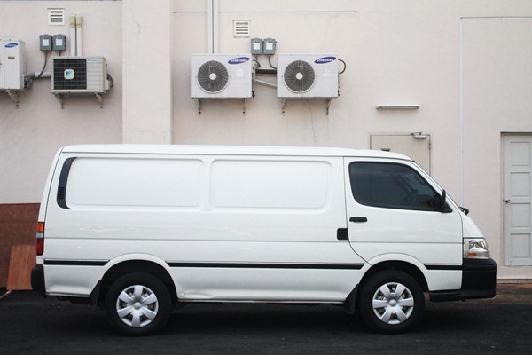 ขายรถตู้ทึบบรรทุก เครื่อง 1JZ ติดแก๊ส LPG ขายรถตู้ทึบบรรทุก เครื่อง 1JZ ติดแก๊ส LPG