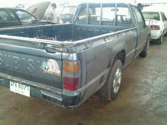 MITSUBISHI L200-CYCLONE 2.5 MT ปี 95 เครื่องแห้งแรงดีไม่มีเยิ้ม ภายในสวยครบ กระบะพื้นกับฝาข้างไม่มีผุ ช่วงล่างคัชซีสวย ล้อแม็กลายสวย ยางสภาพดี 4 เส้นหน้าหลังประมาณ 70\% พร้อมใช้งาน เอกสารทะเบียนภาษีครบพร้อมไม่ขาดพร้อมโอน ราคาต่อรองได้ครับ MITSUBISHI L200-CYCLONE 2.5 MT ปี 95 เครื่องแห้งแรงดีไม่มีเยิ้ม ภายในสวยครบ กระบะพื้นกับฝาข้างไม่มีผุ ช่วงล่างคัชซีสวย ล้อแม็กลายสวย ยางสภาพดี 4 เส้นหน้าหลังประมาณ 70\% พร้อมใช้งาน เอกสารทะเบียนภาษีครบพร้อมไม่ขาดพร้อมโอน ราคาต่อรองได้ครับ