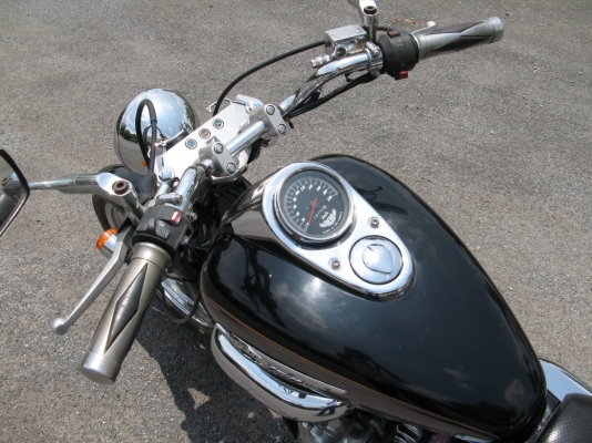 phantom 200cc. ทบ.ธันวา56 โอนลอย สุพรรณบุรี