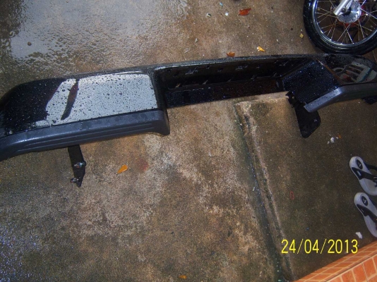 กันชนท้ายกะบะพร้อมขา