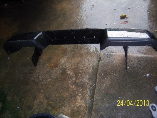 กันชนท้ายกะบะพร้อมขา