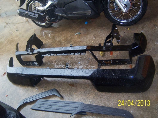 กันชนท้ายกะบะพร้อมขา