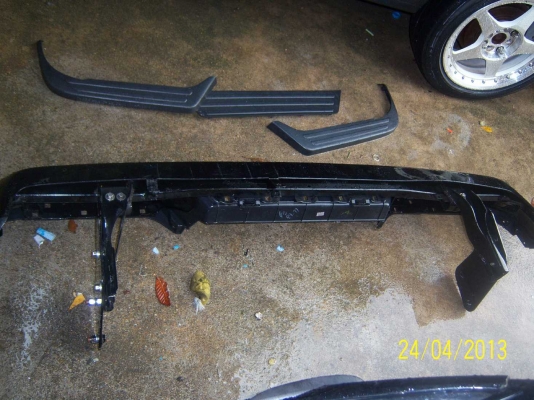 กันชนท้ายกะบะพร้อมขา