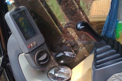 แบคโฮCAT 320D กระบอกดำ ใช้งาน1หมื่นช.มเศษ รถทำงานอยู่