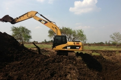 แบคโฮCAT 320D กระบอกดำ ใช้งาน1หมื่นช.มเศษ รถทำงานอยู่