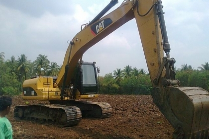 แบคโฮCAT 320D กระบอกดำ ใช้งาน1หมื่นช.มเศษ รถทำงานอยู่