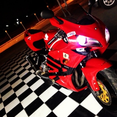 ขาย Cbr400 ทะเบียนแท้ ปี89 แฟริ่ง Cbr600 เครื่องเดินเงียบ ระบบไฟครบสมบูรณ์ ท่อปลายCarbon รถพร้อมออกซิ่งเลย 88,000 Call 0899672139 นายครับ ขาย Cbr400 ทะเบียนแท้ ปี89 แฟริ่ง Cbr600 เครื่องเดินเงียบ ระบบไฟครบสมบูรณ์ ท่อปลายCarbon รถพร้อมออกซิ่งเลย 88,000 Call 0899672139 นายครับ