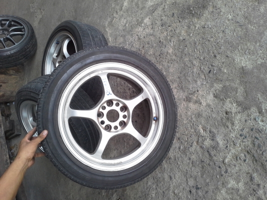 ขายล้อGRAMLIGHT ขอบ17 แท้  ถูกๆ สภาพ สวยๆ