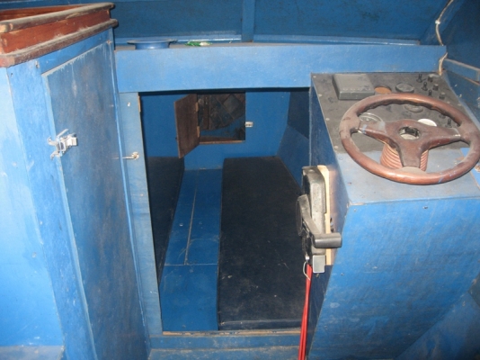 ขายเรือท่องเที่ยว