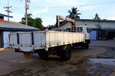 ขาย รถบรรทุกHENO FD ติดเครน ทาดาโน่ 30 V 185 แรงม้า รถเดิมเดิมไม่ได้ตบแต่ง สภาบพร้อมใช้งานมากมาก