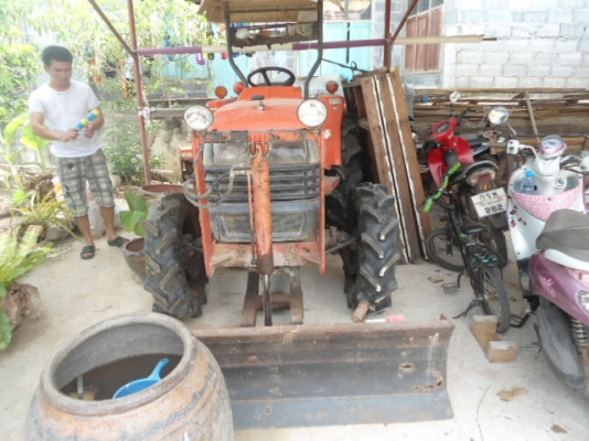 ขาย  คูโบต้า 34 อุปกร4อย่างครบถูกๆพร้อมใช้