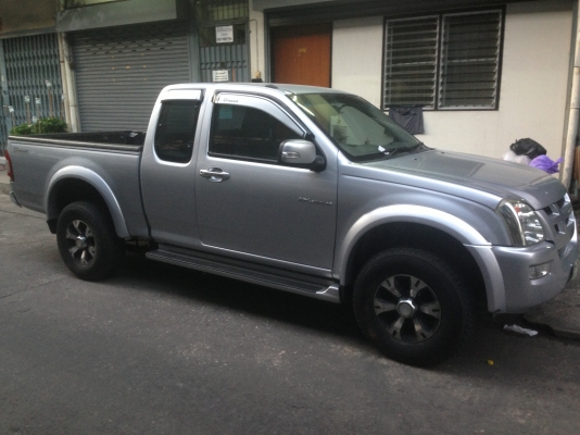 ISUZU D-MAX  Hi- Lander 2006 3.0 ขายที่ราคา 390,000
