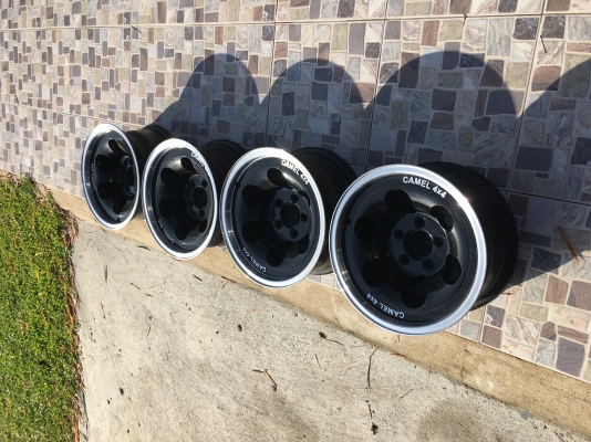 ล้อแมกซ์หยดน้ำ ขอบ15กว้าง7.5 นิ้ว  สีดำ ขอบเงา. ทำสีมาใหม่ พร้อมใช้ ส่งได้ทั่วไทย
