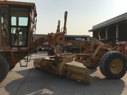 รถเกรด CATERPILAR 140H#2ZK06873 ปี2001
