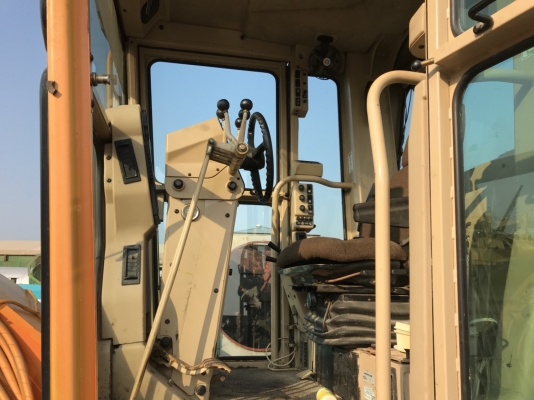 รถเกรด CATERPILAR 140H#2ZK06873 ปี2001