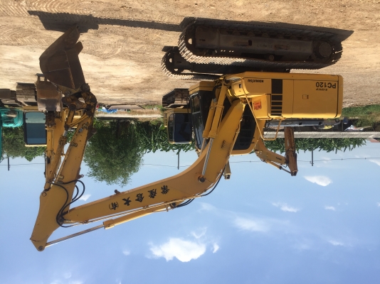 ขายคับรถขุดKomatsu PC120-6สภาพเก่านอกคับเอกสารเล่มทะเบียน ขายคับรถขุดKomatsu PC120-6สภาพเก่านอกคับเอกสารเล่มทะเบียน